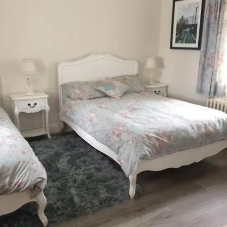 펜션 Lilly's Cottage, Lough Rynn *