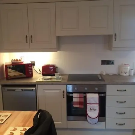 Lilly's Cottage, Lough Rynn