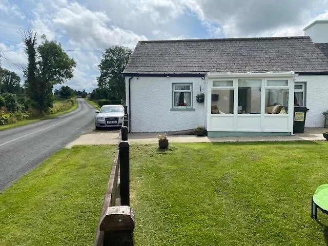 Lilly's Cottage, Lough Rynn 펜션 *